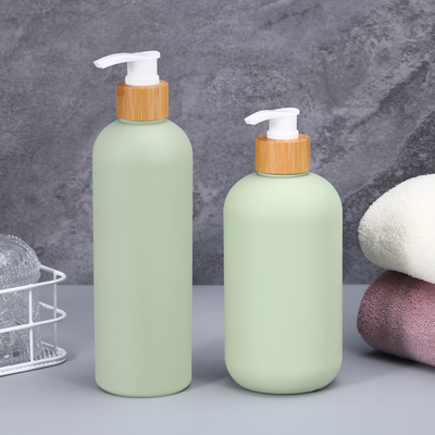 comprar 400 ml 500 ml botella cosmética de toque suave con tapa de bambú para champú loción de mantequilla corporal Fabricación en línea